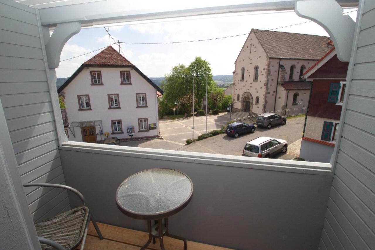 Landgasthof Alpenblick An Der Wutachschlucht Suedschwarzwald Loeffingen Luaran gambar